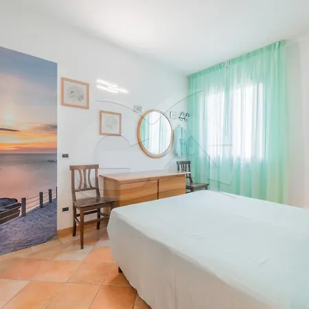 L'albero Del Pepe 1 - Goelba