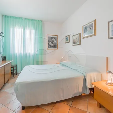 L'albero Del Pepe 1 - Goelba Apartmán